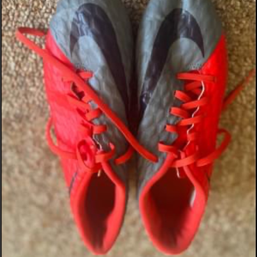 Womens size 9 Nike cleats